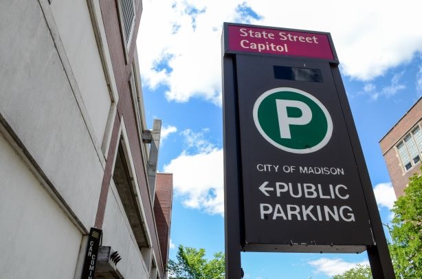 Public parking sign for the State Street Capital parking garage